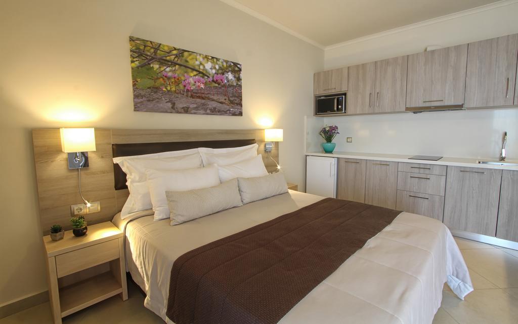 Skinari Apartments Monolia Extérieur photo